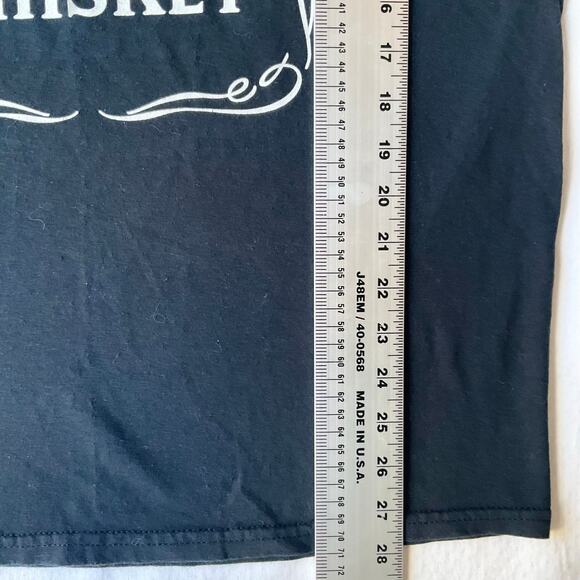 Gildan Men’s Short Sleeve T-shirt size L, Black, Jack Daniel’s Tennessee Whiskey - Picture 3 of 8